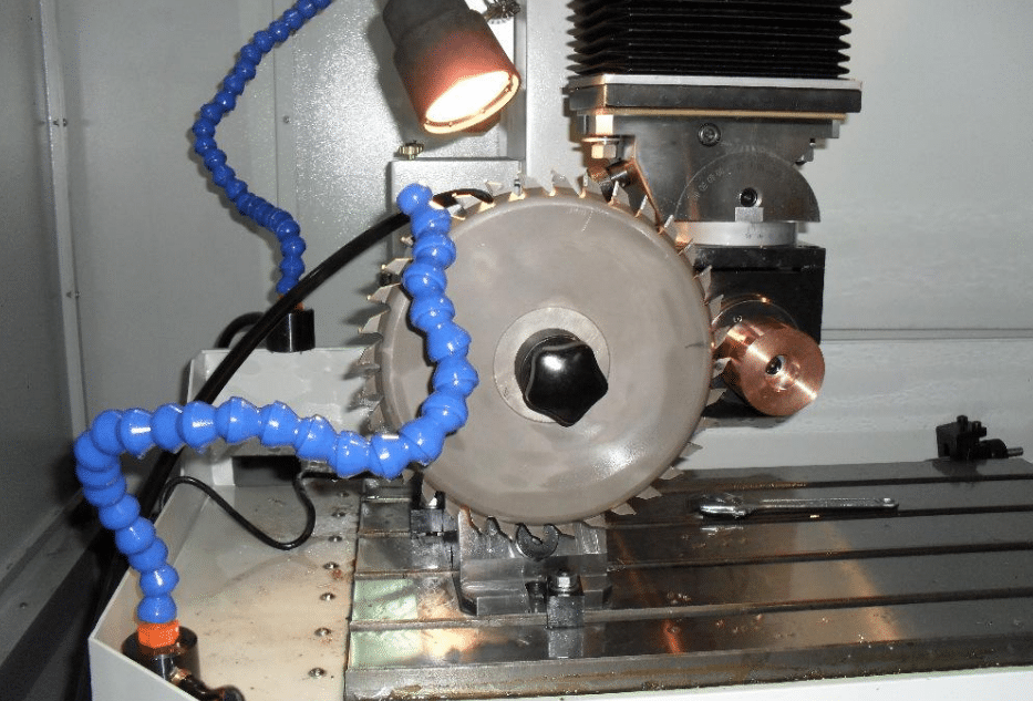 工具研削として無視できない6つの問題3 工具研削として無視できない6つの問題3