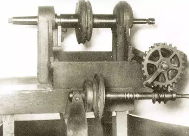 The 4 Interesting Development History of the 4th Generation lathes 9