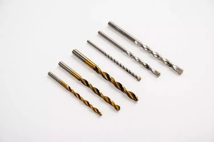 How to Select Suitable Cemented Carbide Drill Bits for Sticky Metal Materials 14