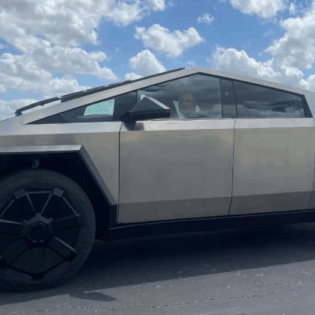 Tesla Cybertruck's Special Coating: A New Attempt with Cemented Carbide Coating Material 24 Tesla Cybertruck's Special Coating: A New Attempt with Cemented Carbide Coating Material 22